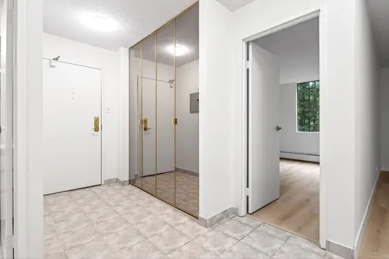 504 2024 Fullerton Avenue, North Vancouver For Sale - image 25