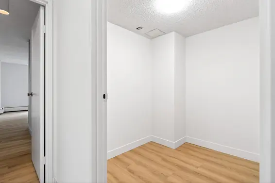 504 2024 Fullerton Avenue, North Vancouver For Sale - image 34