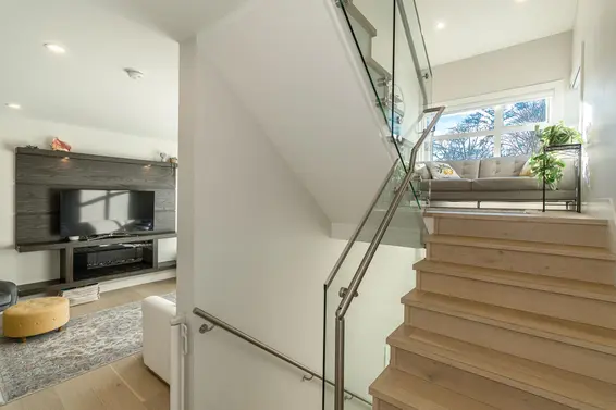 8 933 Premier Street, North Vancouver For Sale - image 20