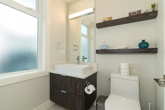 8 933 Premier Street, North Vancouver For Sale - image 30