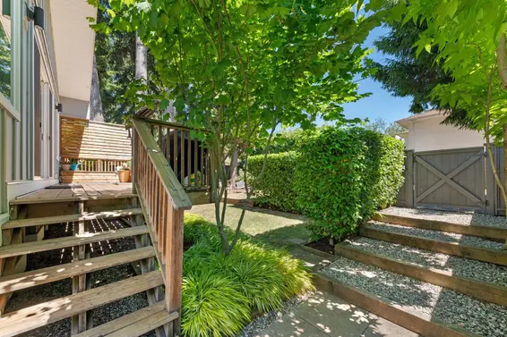1956 Westview Drive, North Vancouver For Sale - image 28