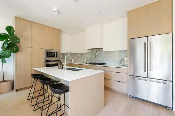 1956 Westview Drive, North Vancouver For Sale - image 7
