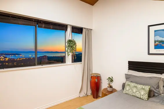 187 Rondoval Crescent, North Vancouver For Sale - image 24