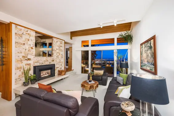 187 Rondoval Crescent, North Vancouver For Sale - image 33