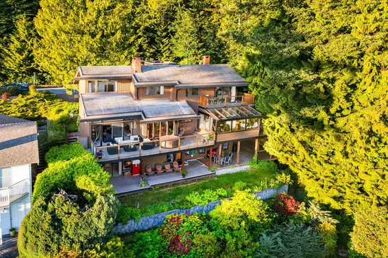 187 Rondoval Crescent, North Vancouver For Sale - image 37