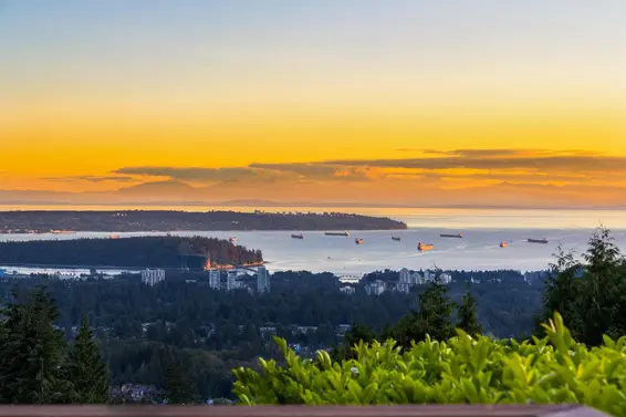 187 Rondoval Crescent, North Vancouver For Sale - image 4