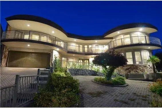 1359 Whitby Road, West Vancouver For Sale - image 2