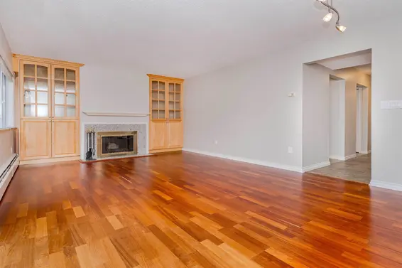 937 Westview Crescent, North Vancouver For Sale - image 3