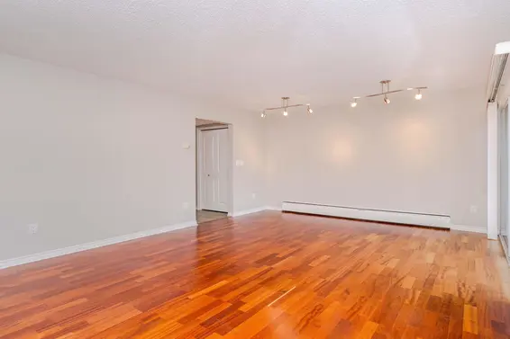 937 Westview Crescent, North Vancouver For Sale - image 4