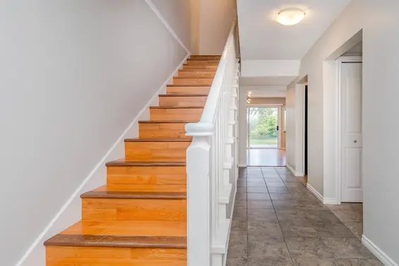 937 Westview Crescent, North Vancouver For Sale - image 6