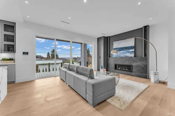 615 East 6th Street, North Vancouver For Sale - image 12