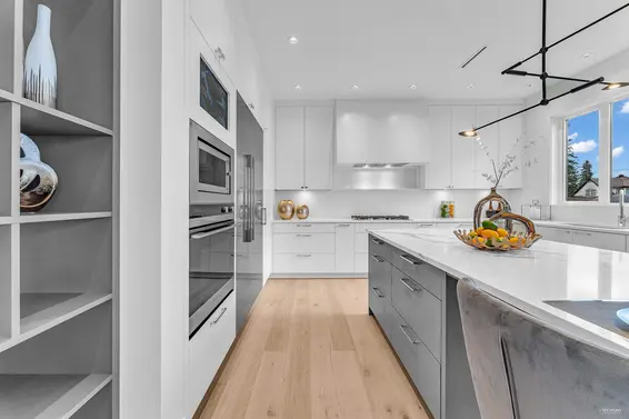615 East 6th Street, North Vancouver For Sale - image 16