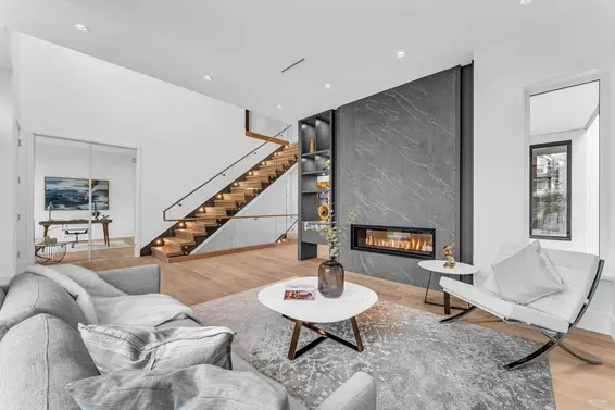 615 East 6th Street, North Vancouver For Sale - image 8