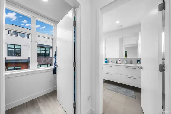 261 2035 Glenaire Drive, North Vancouver For Sale - image 15