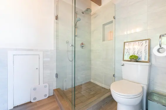 3341 Marine Drive, West Vancouver For Sale - image 18