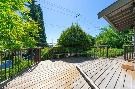 3341 Marine Drive, West Vancouver For Sale - image 24