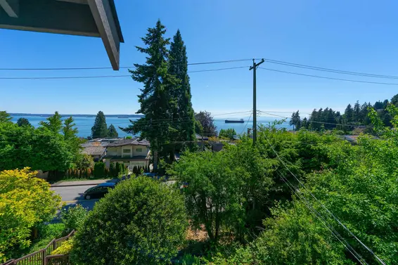 3341 Marine Drive, West Vancouver For Sale - image 33