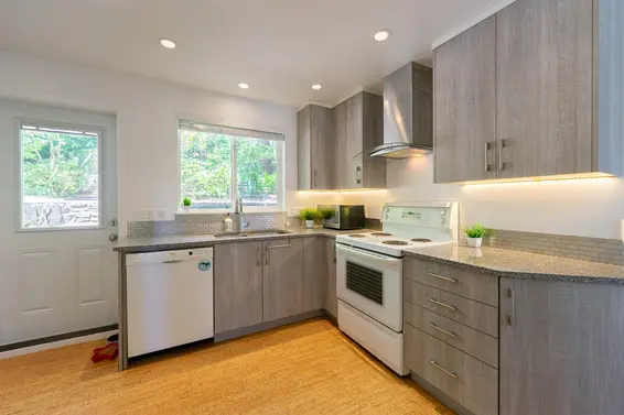 3341 Marine Drive, West Vancouver For Sale - image 6