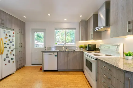 3341 Marine Drive, West Vancouver For Sale - image 7
