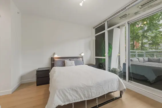 303 100 East Esplanade, North Vancouver For Sale - image 12
