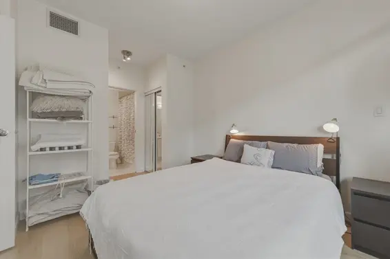 303 100 East Esplanade, North Vancouver For Sale - image 13
