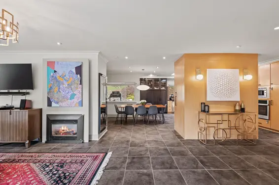 355 Rabbit Lane, West Vancouver For Sale - image 4