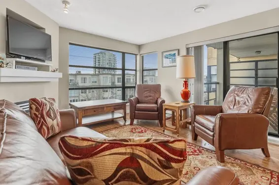 402 124 West 3rd Street, North Vancouver For Sale - image 10