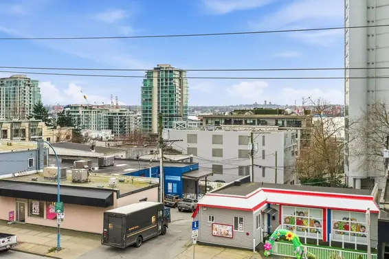 402 124 West 3rd Street, North Vancouver For Sale - image 19