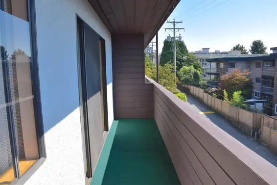 208 341 West 3Rd Street, North Vancouver For Sale - image 18