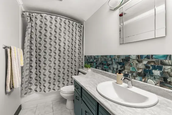 305 236 West 2nd Street, North Vancouver For Sale - image 28