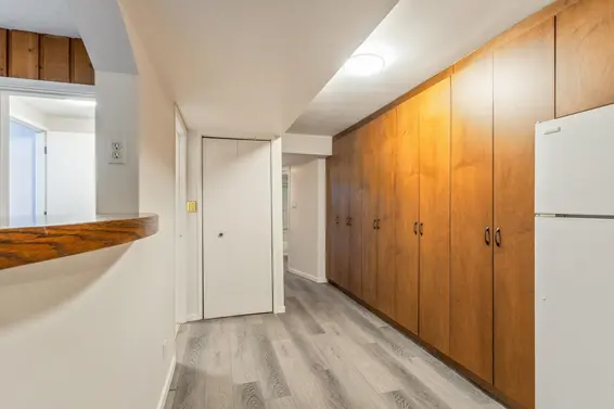 2370 Mountain Highway, North Vancouver For Sale - image 19