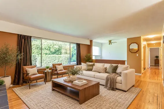 2370 Mountain Highway, North Vancouver For Sale - image 4