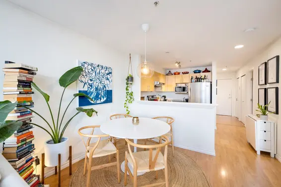 404 137 East 1st Street, North Vancouver For Sale - image 8