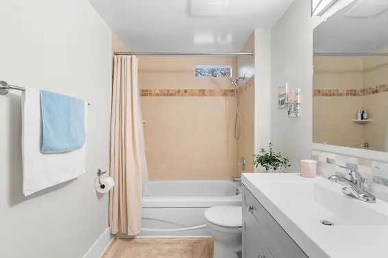 163 East Kings Road, North Vancouver For Sale - image 20