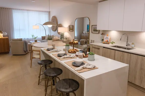 307 423 6th Street, West Vancouver For Sale - image 4