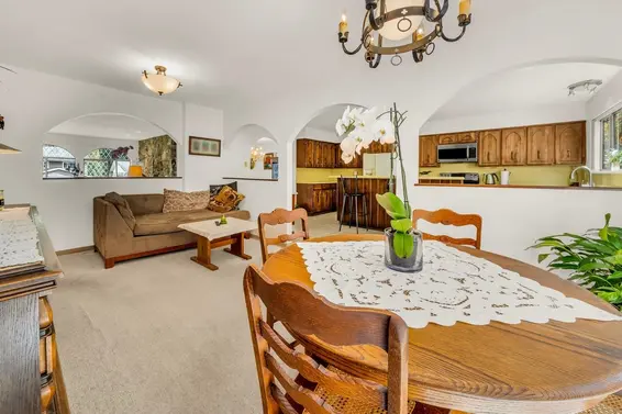 1071 Carnaby Place, North Vancouver For Sale - image 23