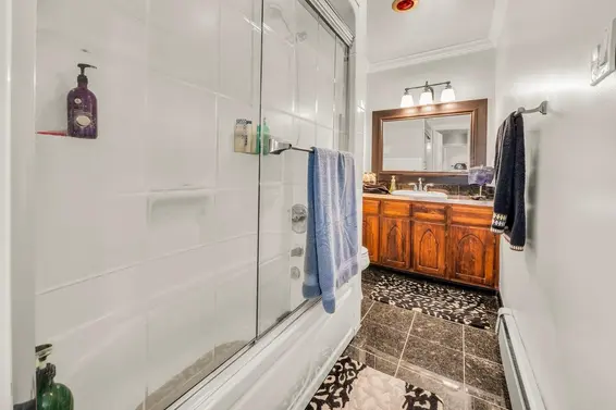 1071 Carnaby Place, North Vancouver For Sale - image 28