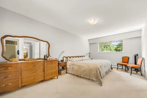 1071 Carnaby Place, North Vancouver For Sale - image 31