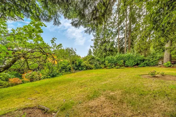 1071 Carnaby Place, North Vancouver For Sale - image 7