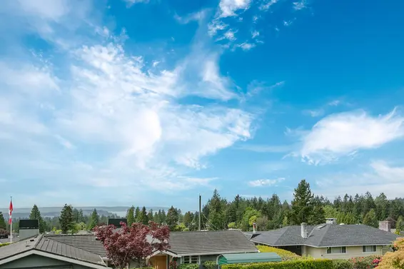 4106 Canterbury Crescent, North Vancouver For Sale - image 2