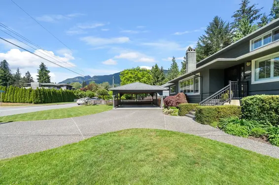 4368 Arundel Road, North Vancouver For Sale - image 4