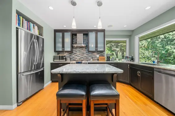 4368 Arundel Road, North Vancouver For Sale - image 8
