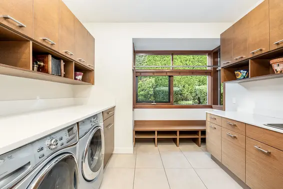 389 Moyne Drive, West Vancouver For Sale - image 19