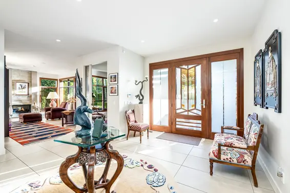389 Moyne Drive, West Vancouver For Sale - image 2