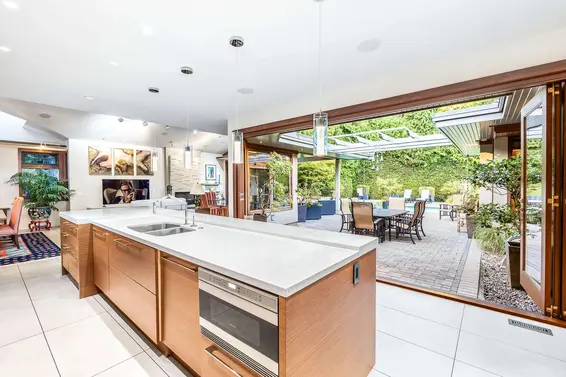 389 Moyne Drive, West Vancouver For Sale - image 7