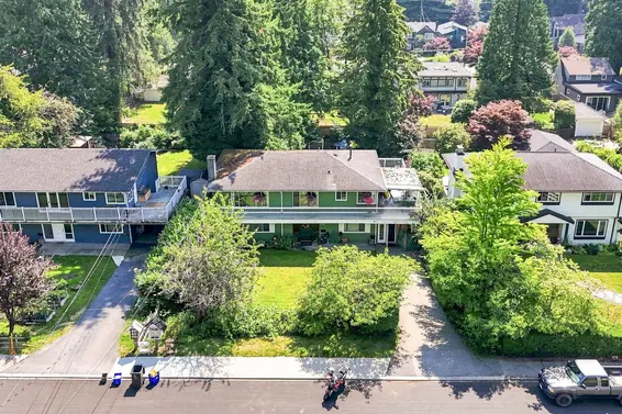 1033 Clements Avenue, North Vancouver For Sale - image 2