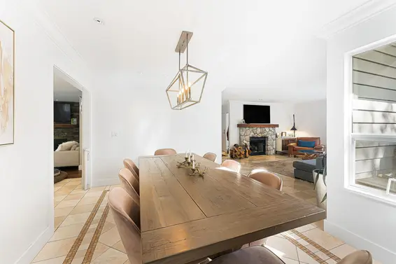 3968 Frames Place, North Vancouver For Sale - image 11