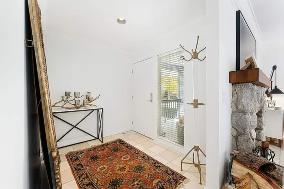 3968 Frames Place, North Vancouver For Sale - image 12