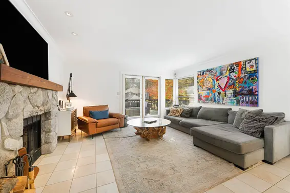 3968 Frames Place, North Vancouver For Sale - image 8