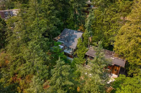 5781 Cranley Drive, West Vancouver For Sale - image 38